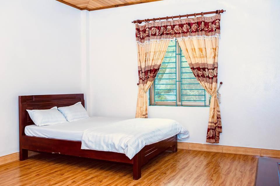 Hung Thinh Hotel Ban Gum Luaran gambar